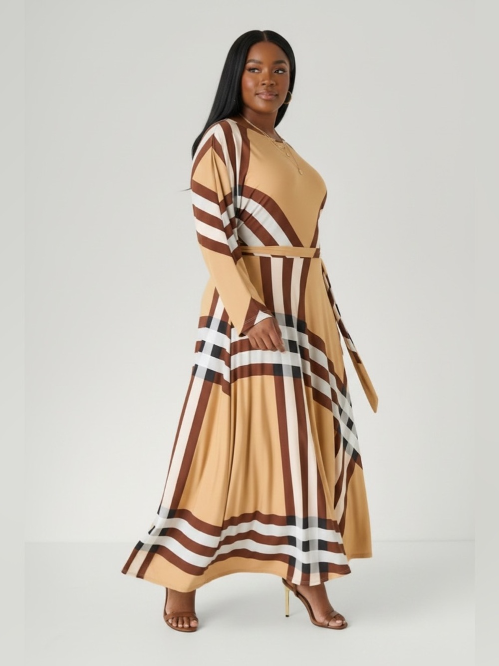 Golden Tan Long-Sleeve Maxi Dress with Bold Stripe Pattern - Picture 2 of 5